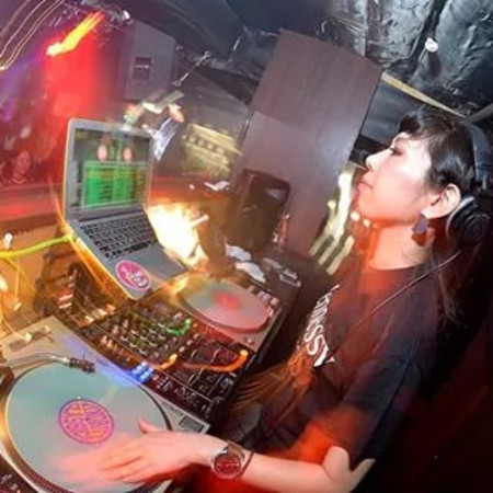 DJ SaKiE