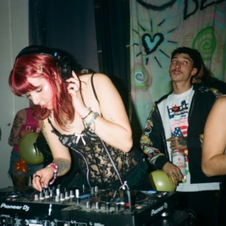 DJ Saratonin