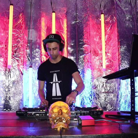 DJ STOEK