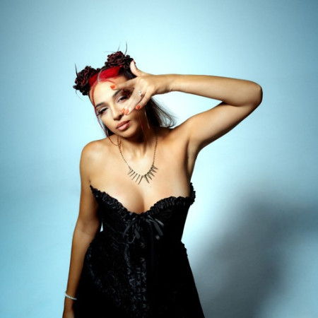 Dj T-Sia