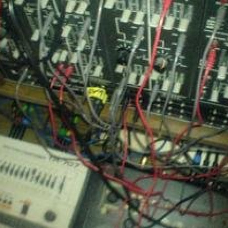 Echo 106