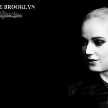Elle Brooklyn