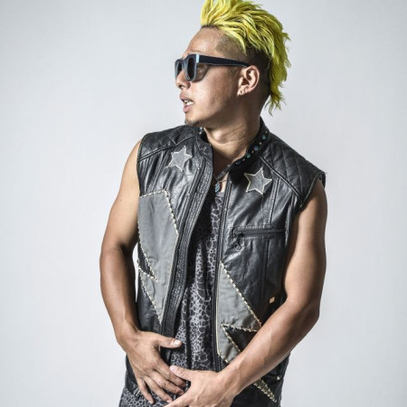 DJ Yow!!