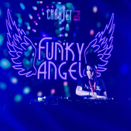 Funky Angel