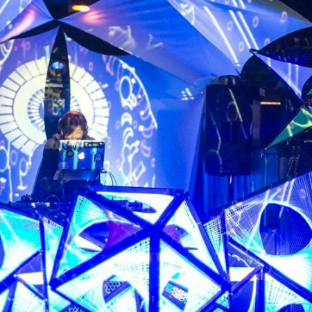 DJ Akai aka Gravity