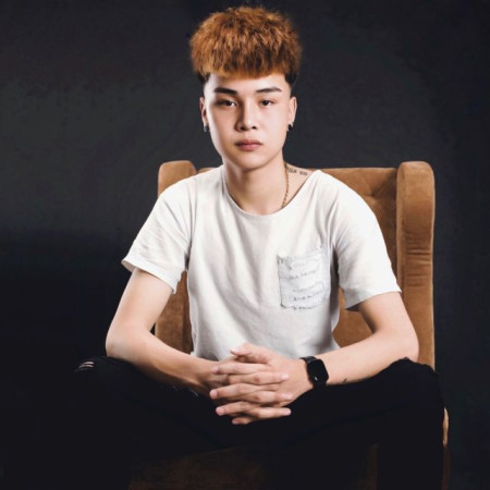 Hoàng Linh ✈ (Dj-Producer)