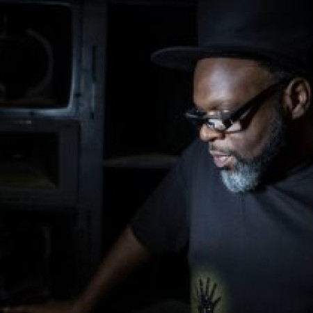 Jazzie B Obe