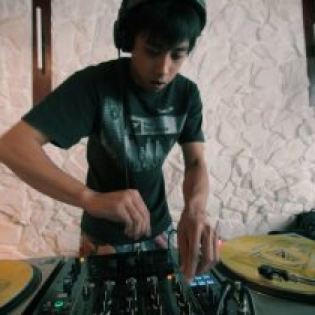 Jem Casipit