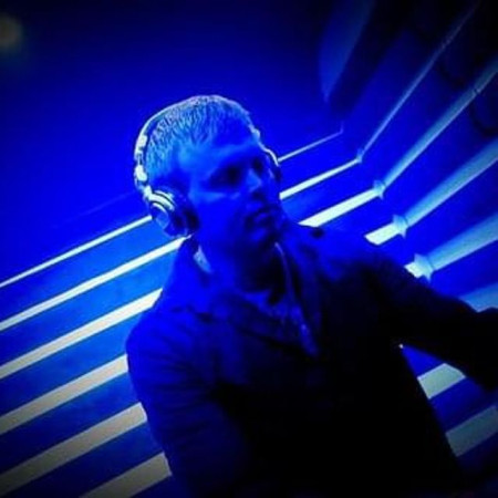 Dj Jon Carpenter