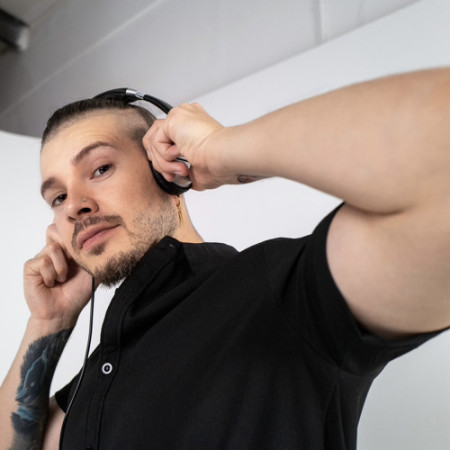 DJ Instinx