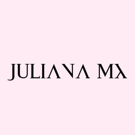 JULIANA CURVY
