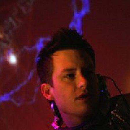 Kenneth Thomas