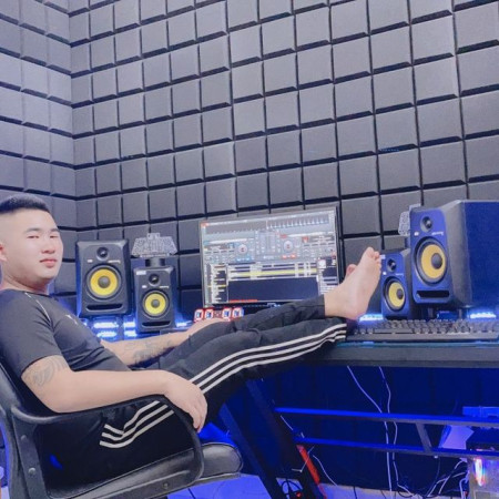 Producer LVK