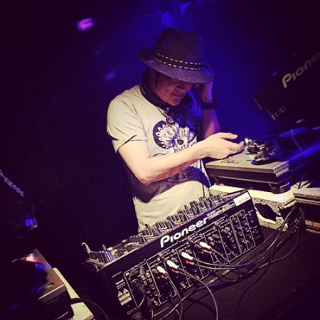 DJ hipod