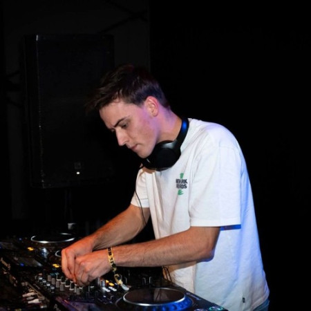 DJ_Treckx