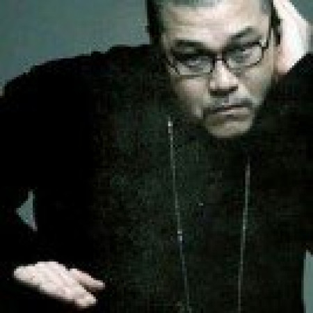 DJ R2
