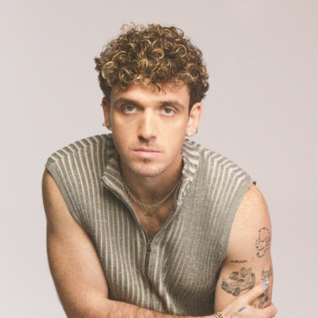 Lauv