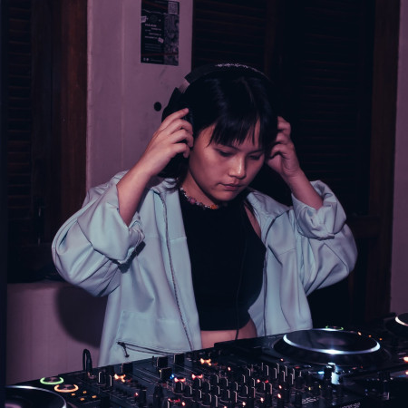Li Yi