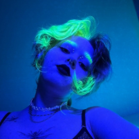 LOONÁSTRA