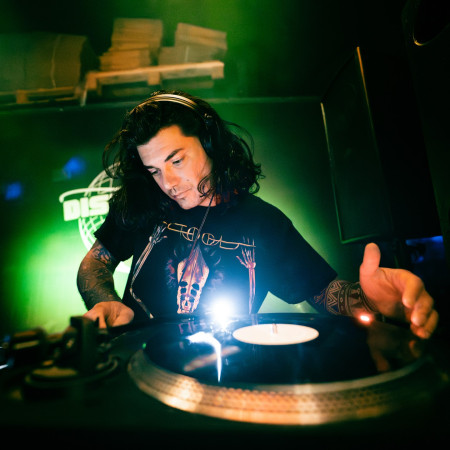 Madtronik