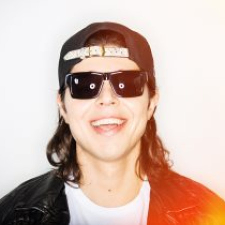 Max Vangeli