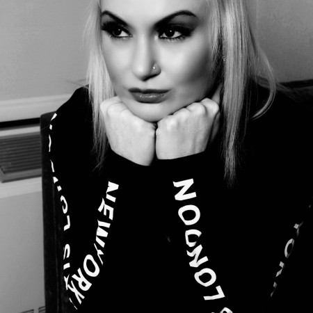 Mia Monroe