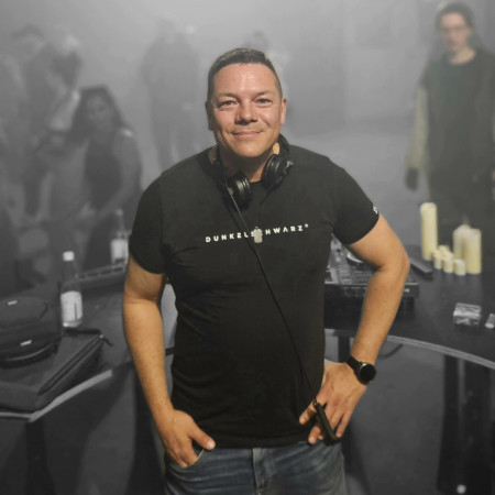 MIKE MYSTIK