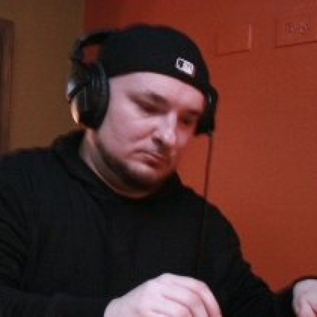 Mike Tupak