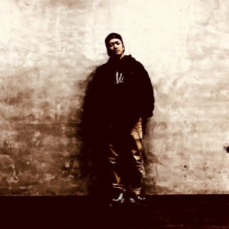 DJ 373