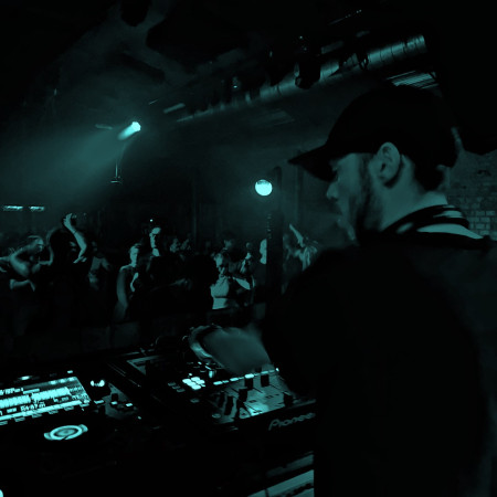 MØABEAT