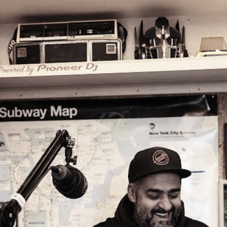 Nav Kiani 