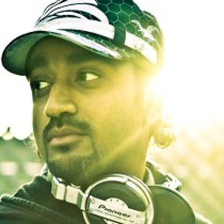 Naveen G