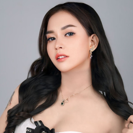 NOVI ARIYANI