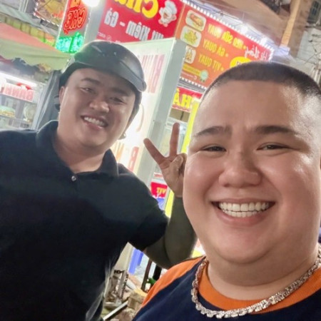 Phi Long