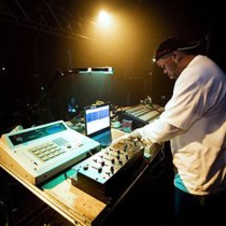Phuture 303