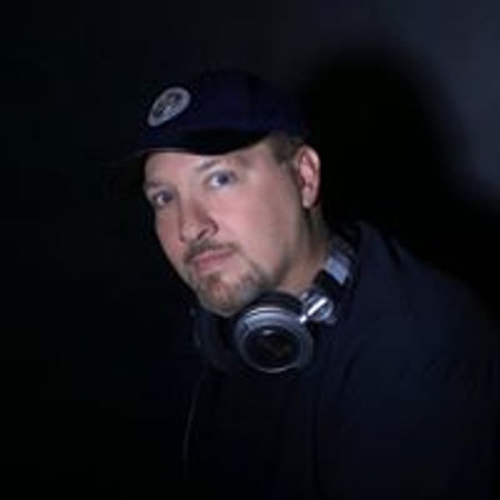 Dj / Producer Rob Moore