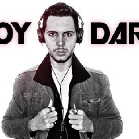Roy Dark