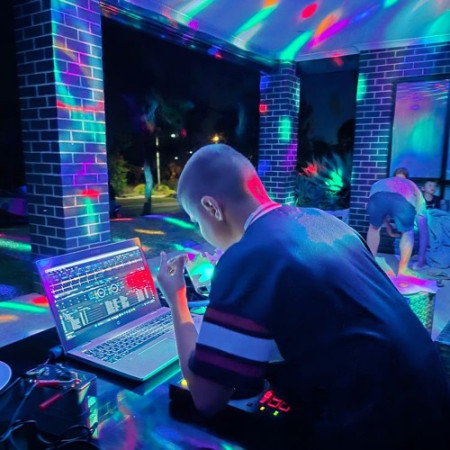 DJ helmet head