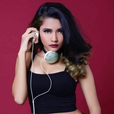 T-novia