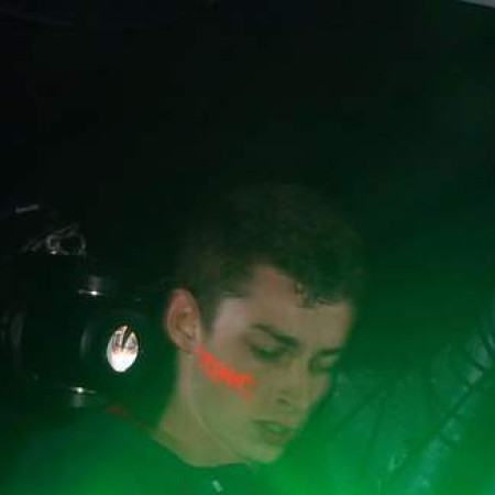 Techno.