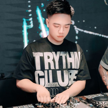 DJ Thành Cỏ