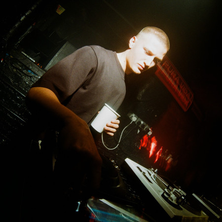 Theo Cave