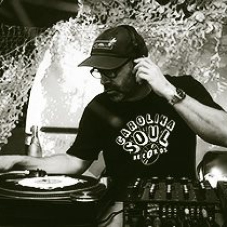 Tomas C