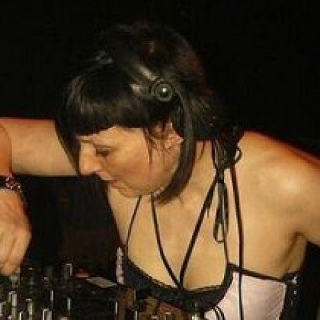 Trish Van Eynde