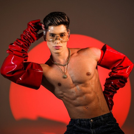 Dj Tom Star