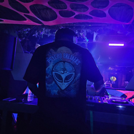 DJ SEIJI