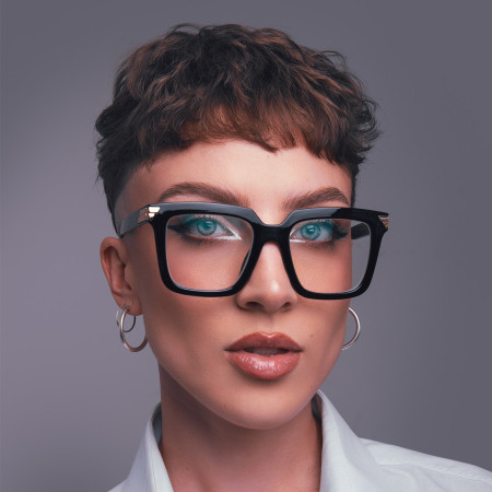 VICTORIA WHYNOT