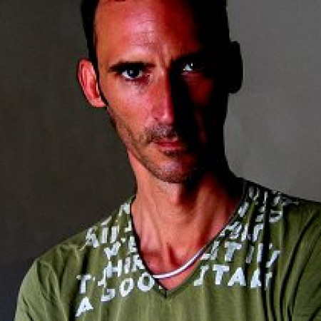 W.J. Henze