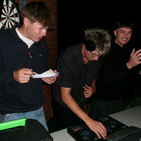 dj/xidneyy