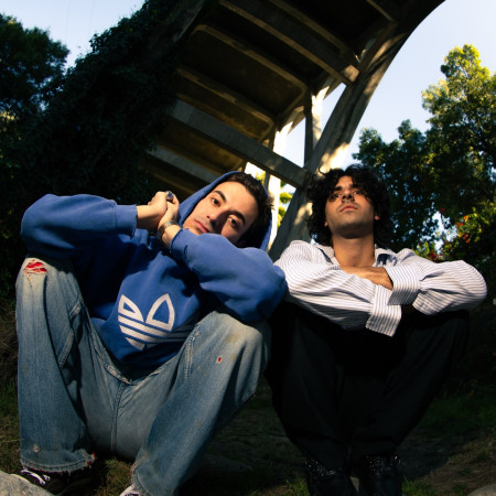 X & Ivy